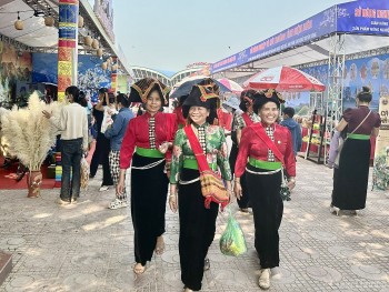 Điện Biên: Đón hơn 50.000 lượt khách trong Lễ hội Hoa ban