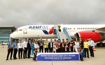 Petrolimex Aviation tái cung cấp nhiên liệu cho hàng không Azur Air