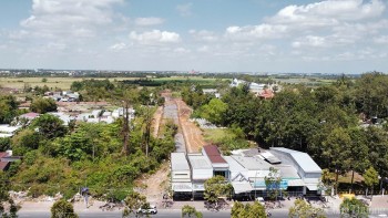 Sóc Trăng: Dự án giao thông trăm tỷ thi công 'ì ạch'