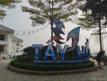 Xem xét xây cầu cạn mở rộng đường ven Hồ Tây