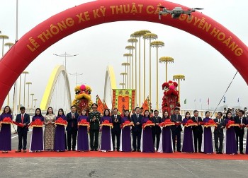 Thành phố Huế: Thông xe kỹ thuật cầu Nguyễn Hoàng