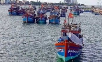 Thời tiết biển hôm nay 18/5/2025: Mưa rào, sóng cao đến 1,5m