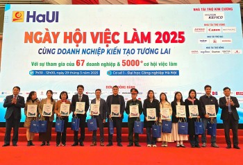 Ngày hội việc làm HaUI 2025: Hàng loạt 'ông lớn' FDI săn tìm nhân tài