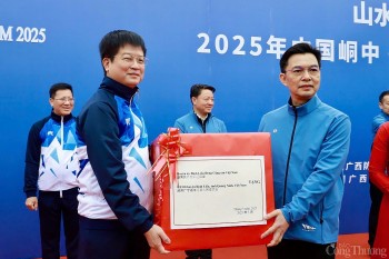 300 vận động viên đạp xe xuyên biên giới: Gắn kết hữu nghị Việt - Trung