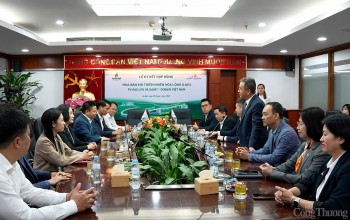 PV GAS LPG và Saint-Gobain ký kết hợp đồng mua bán LNG