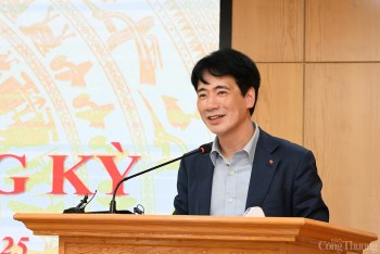 Vụ trưởng Vụ Phát triển thị trường nước ngoài nêu loạt giải pháp trước 'bão' thuế quan