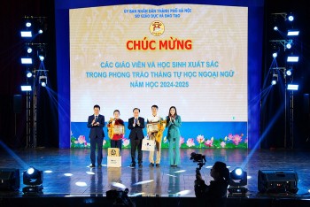 Phong trào “Tháng tự học ngoại ngữ” được khen thưởng