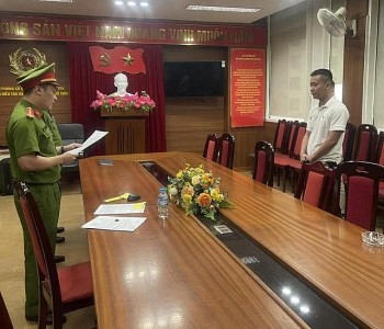 Bộ Công an khởi tố, bắt tạm giam Quang Linh Vlogs và Hằng Du Mục