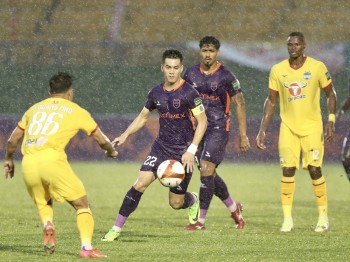 Lịch thi đấu bóng đá ngày 5/4: Everton đấu với Arsenal