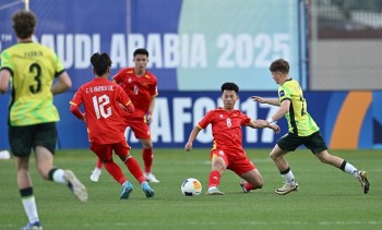 U17 Việt Nam hoà kịch tính trước U17 Australia