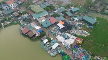Hà Nội: Nghẹt thở vì ô nhiễm tại 'làng phế liệu'