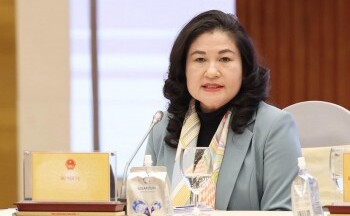 Bộ Nội vụ thông tin mới nhất về tiền lương sau khi bỏ cấp huyện