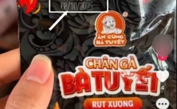 Chân gà Bà Tuyết bị tố chưa chín, không đảm bảo an toàn thực phẩm