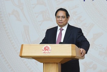 Thủ tướng: Sẽ tiếp tục giảm thuế VAT, triển khai gói tín dụng 500.000 tỷ đồng