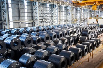 EU ‘siết’ nhập khẩu thép và điện tử, thương vụ cảnh báo nóng