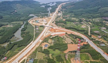 Hà Tĩnh: Cận cảnh các nút giao cao tốc Bắc - Nam sắp đi vào hoạt động