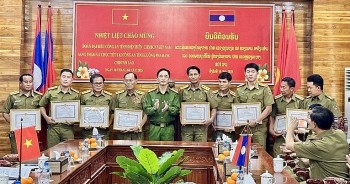 Điện Biên trao thưởng nóng lực lượng bắt đối tượng vận chuyển 10kg heroin