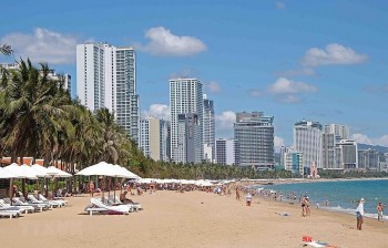 Du lịch Khánh Hòa nâng chất du lịch dịp cao điểm 30/4 – hè 2025