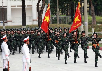 Khi lịch sử ‘bị làm phiền’ và bài học về lòng biết ơn