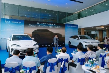 Trải nghiệm vượt kỳ vọng: BYD Sealion 6 khuấy đảo tại Bình Dương
