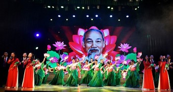 Tiếng hát Làng Sen - lời tri ân dâng Bác kính yêu