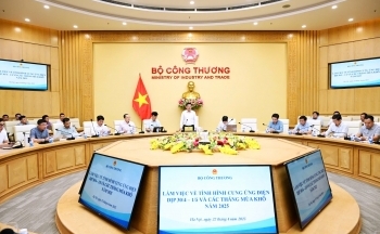 Bộ trưởng Nguyễn Hồng Diên chủ trì họp cung ứng điện dịp 30/4-1/5 và mùa khô 2025