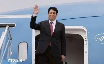 Chủ tịch nước Lương Cường lên đường thăm cấp Nhà nước tới Lào