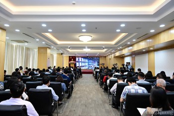 Chùm ảnh: Hội thảo 'Cơ hội để Logistics phát triển bền vững trong kỷ nguyên 4.0'