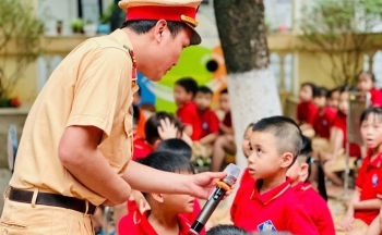 Hà Nội với ‘bài toán’ an toàn giao thông cho học sinh