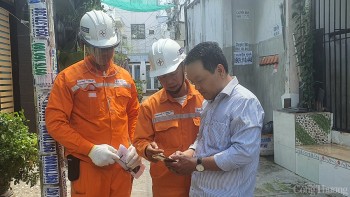 TP. Hồ Chí Minh cảnh báo tiền điện tăng do năng nóng