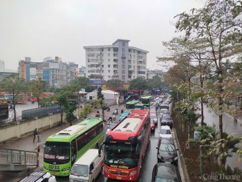 Nghỉ lễ 30/4: Hà Nội tăng lượt xe, đảm bảo an toàn giao thông