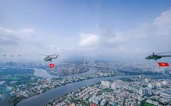 Đại tá dẫn đầu phi đội Su30-MK2 tiết lộ thông điệp bầy chim sắt ‘viết lên trời xanh”