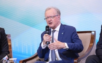 Giáo sư Đại học Harvard hiến kế xây dựng thương hiệu ngân hàng Việt