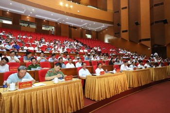 Vật liệu xây dựng 'cháy hàng', Thanh Hóa họp khẩn