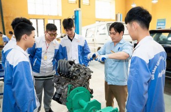 Chắp cánh nghề nghiệp cho học sinh vùng khó khăn của ngành Công Thương