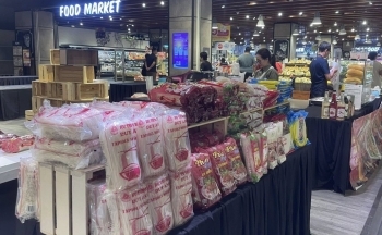 Tuần hàng Việt tại Malaysia: Cà phê, nông sản tới tấp người mua