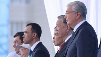 Tổng Bí thư Tô Lâm dự duyệt binh kỷ niệm Ngày Chiến thắng phát xít