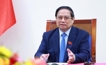 Thủ tướng đề nghị Singapore đầu tư năng lượng tái tạo tại Việt Nam