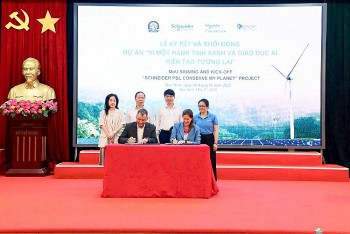 Khởi động Dự án ‘Vì một hành tinh xanh và giáo dục AI kiến tạo tương lai’