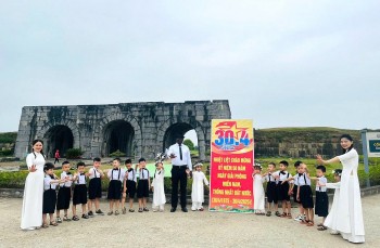 Phát huy giá trị di sản gắn với phát triển du lịch Thành Nhà Hồ