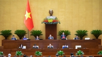 Thảo luận về sửa Hiến pháp: Bảo đảm tính thống nhất, không bỏ sót quyền hạn địa phương