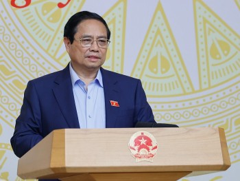 Thủ tướng yêu cầu ngăn chặn, đẩy lùi, chấm dứt buôn lậu hàng giả