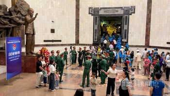 Kỷ vật quý giá về Bác tại Bảo tàng Hồ Chí Minh