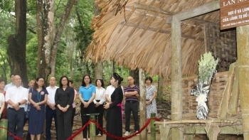 Hướng về cội nguồn, thắp lửa truyền thống ngành Công Thương