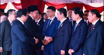 Ảnh: Hoạt động của Bộ trưởng Nguyễn Hồng Diên trong ngày đầu tiên tại Malaysia