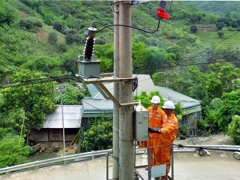 Thanh Hóa: Xóa tan nỗi lo mất điện kéo dài tại huyện vùng cao Mường Lát