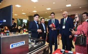 Doanh nghiệp công nghệ số thu hàng tỷ USD từ xuất khẩu dịch vụ