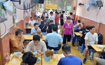 Dừng thuế khoán: 'Sân chơi' công bằng cho doanh nghiệp