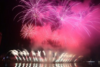 Đà Nẵng rực sáng với đêm khai mạc pháo hoa DIFF 2025