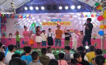 LSP mang niềm vui cho trẻ em xã Long Sơn